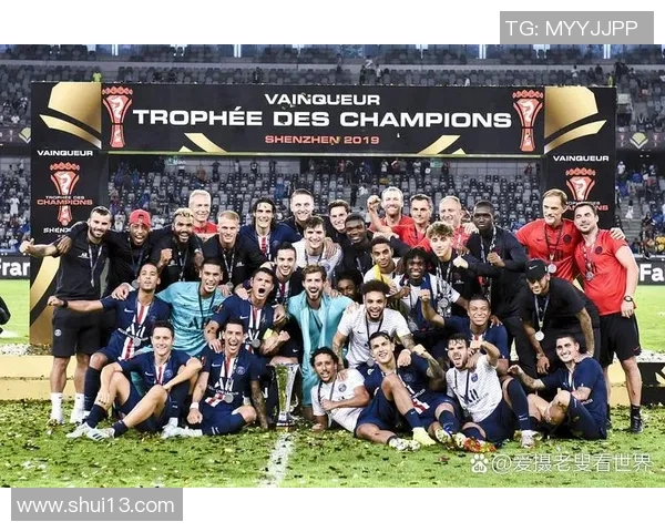 全球足球市场低成本明星崛起：便宜球员如何颠覆传统豪门阵容